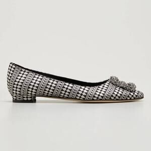 Manolo Blahnik Hangisi Flats